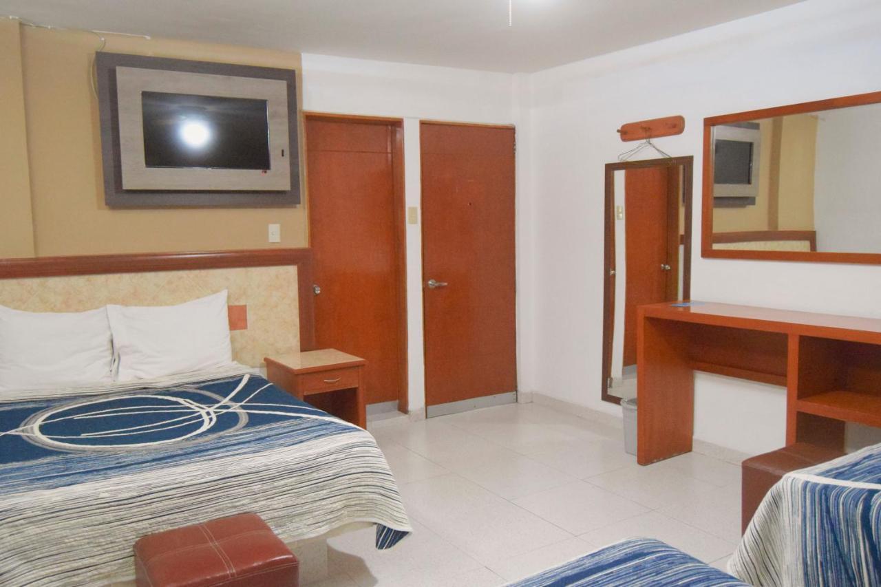 Hotel Niza Zona Piel León Exterior foto